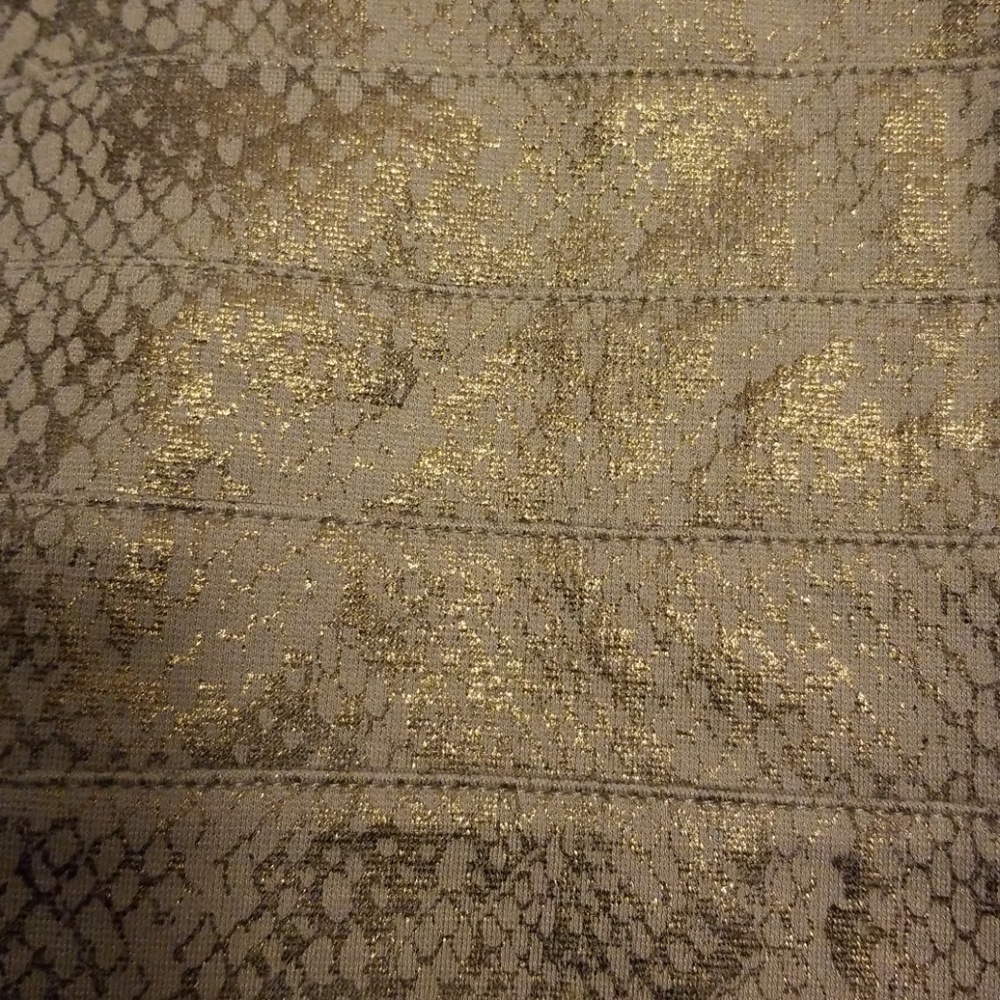 ✔Express Gold Snake Pattern Mini Skirt - Picture 3 of 4